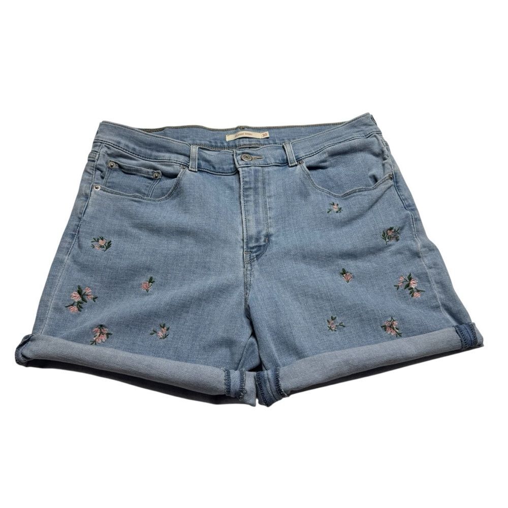 Levi’s Light Wash Classic Denim Blue Jean Shorts Floral Embroidery Sz 30